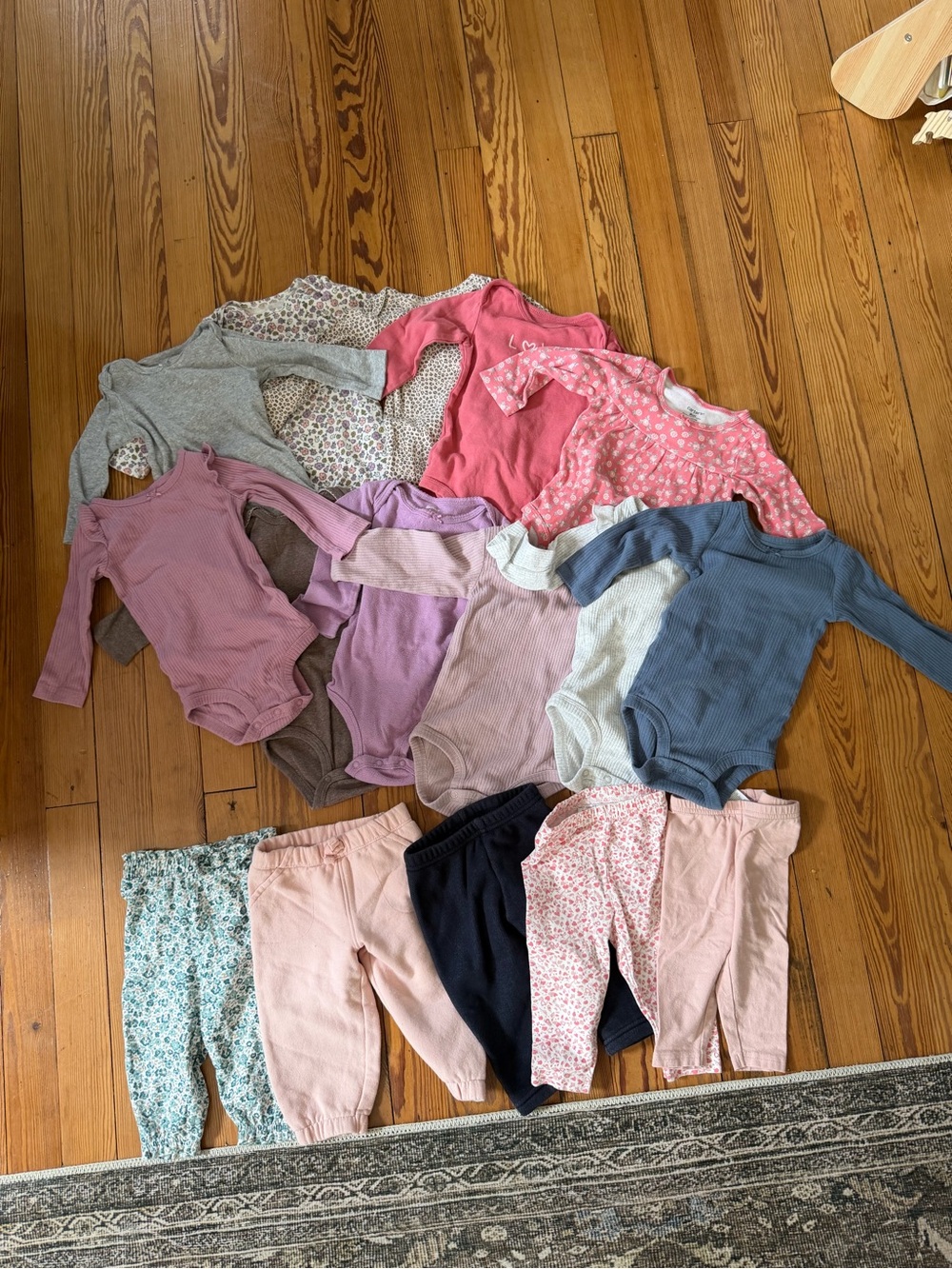 Carter’s Baby Girl 9M Clothing Lot 16 Pc Bodysuits Pants Floral Basics
